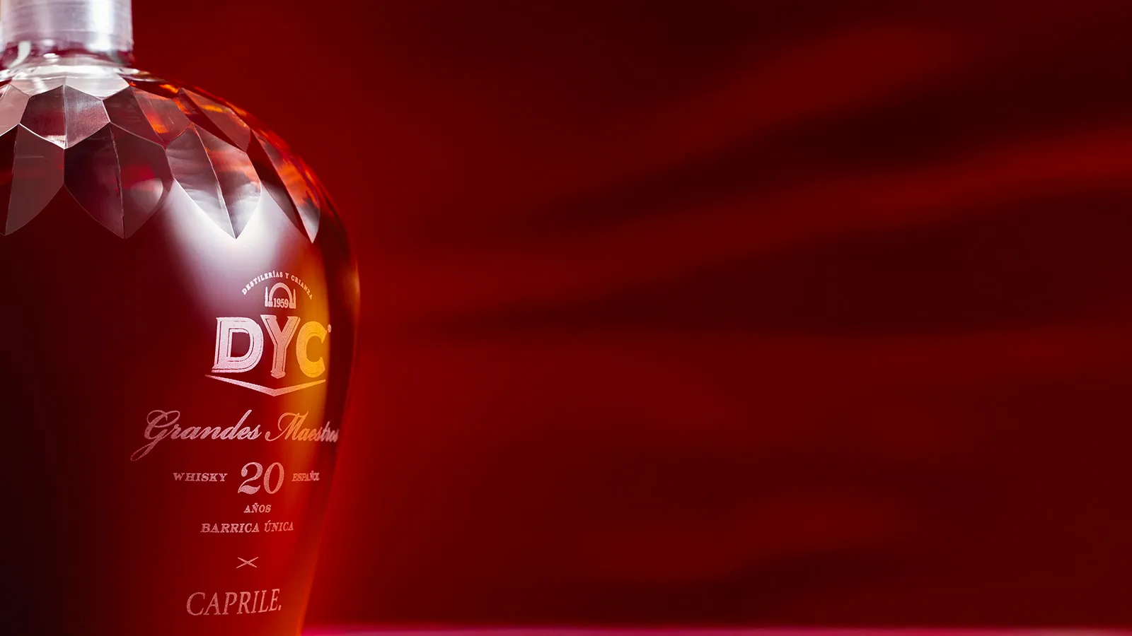 Botella Whisky DYC 20 Años